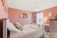 109 Shorthorn Road, Fletcher, NC 28732