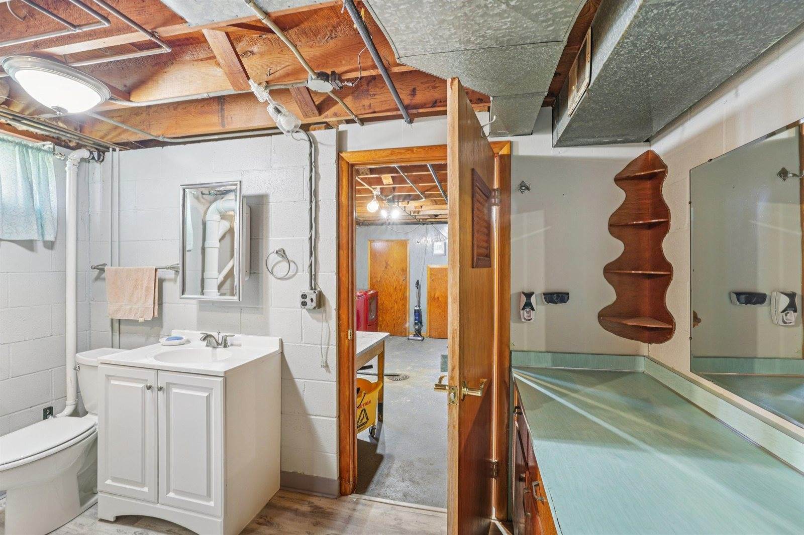 1909 Weber Drive, Sun Prairie, Town of, WI 53590