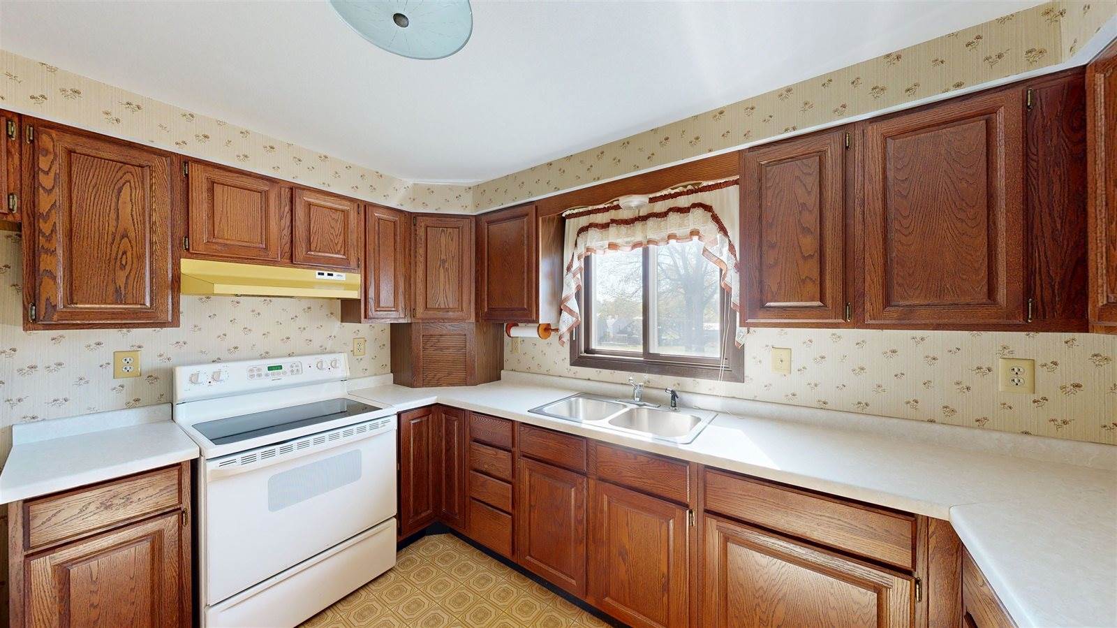 1027 Prairie, Hillsboro, WI 54634