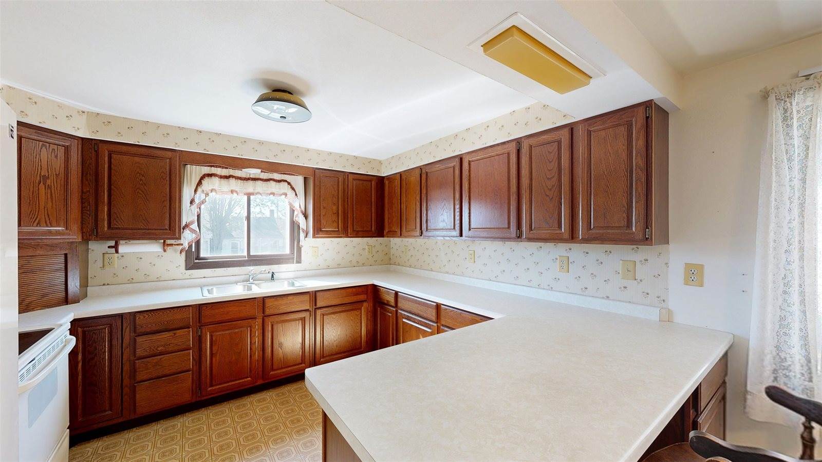 1027 Prairie, Hillsboro, WI 54634