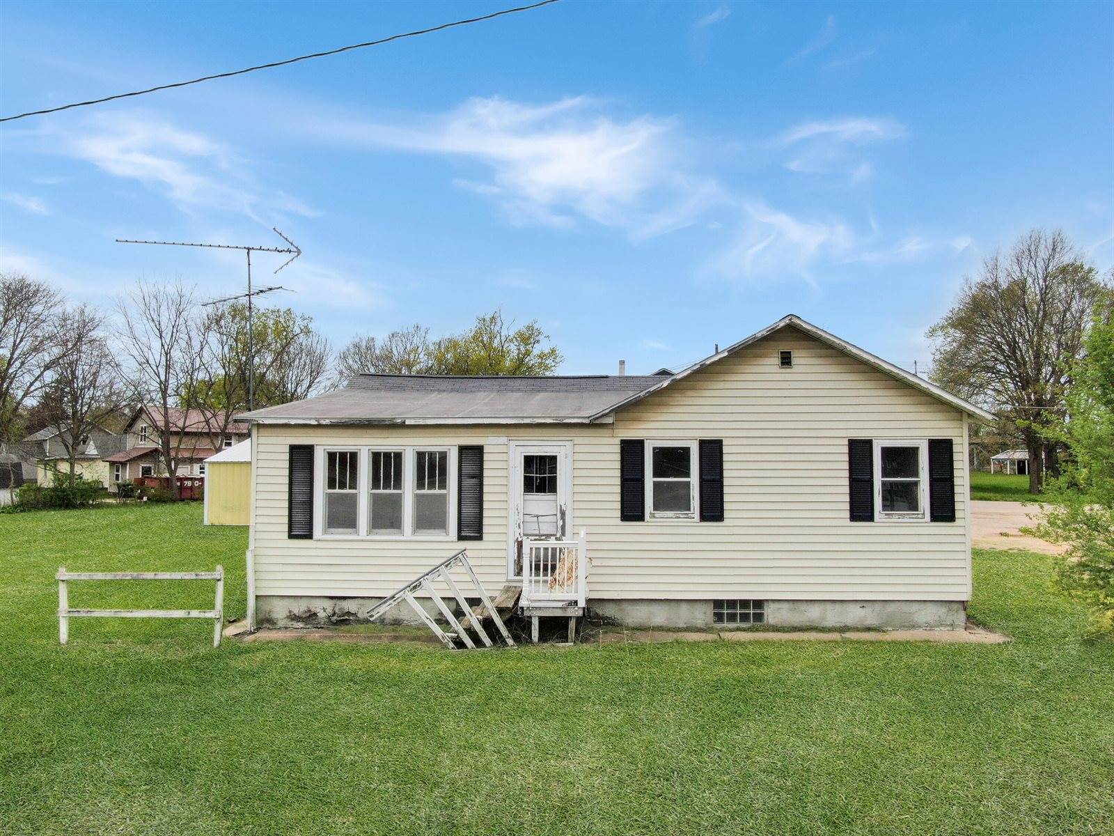 715 Wolcott St, Sparta, WI 54656