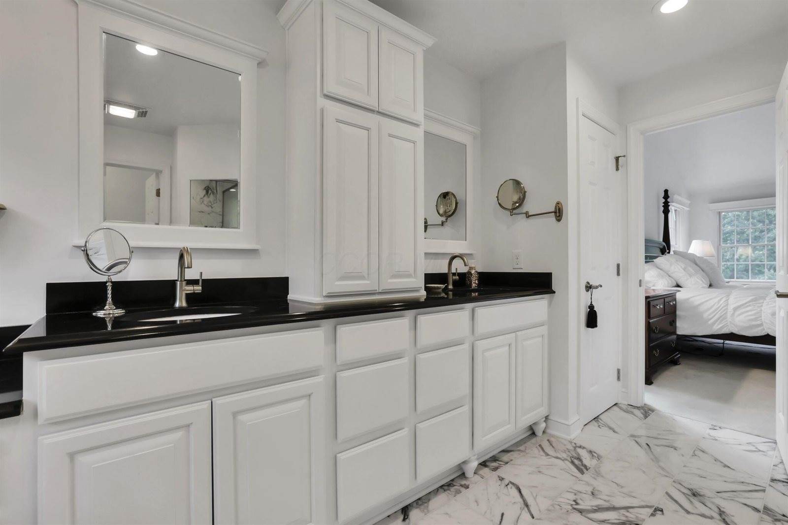 148 Brennan Drive, Granville, OH 43023