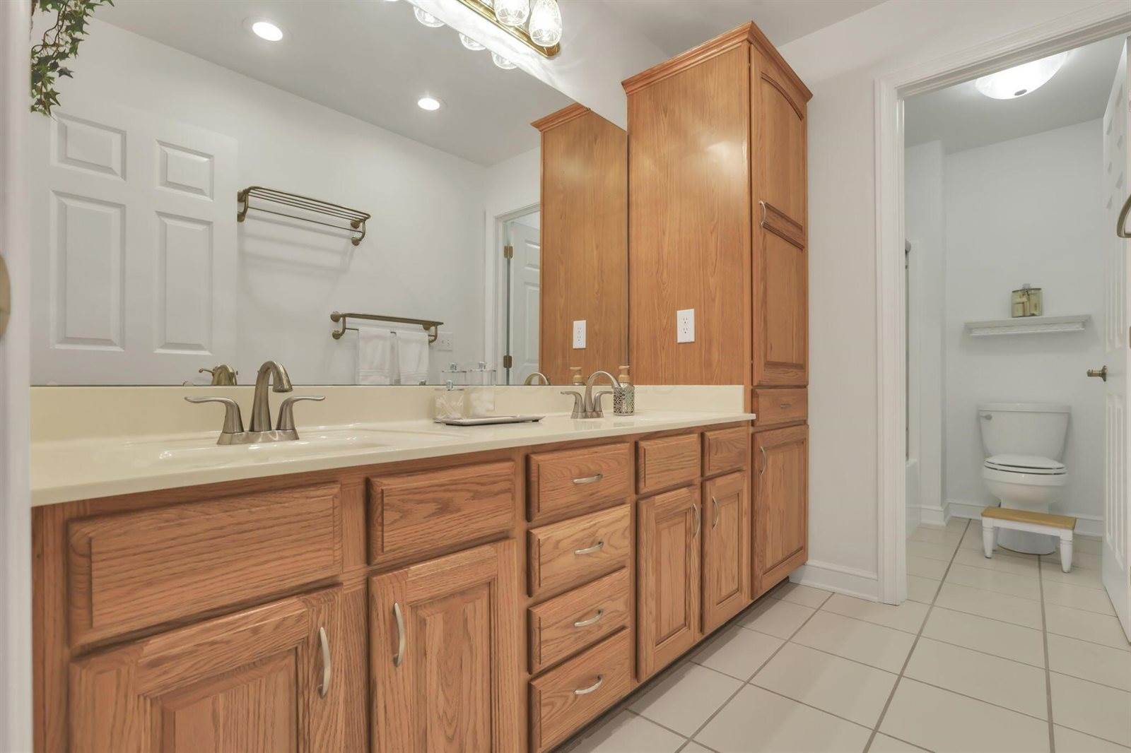 148 Brennan Drive, Granville, OH 43023