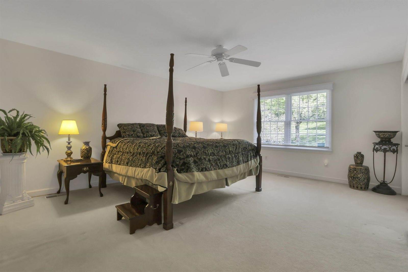 148 Brennan Drive, Granville, OH 43023