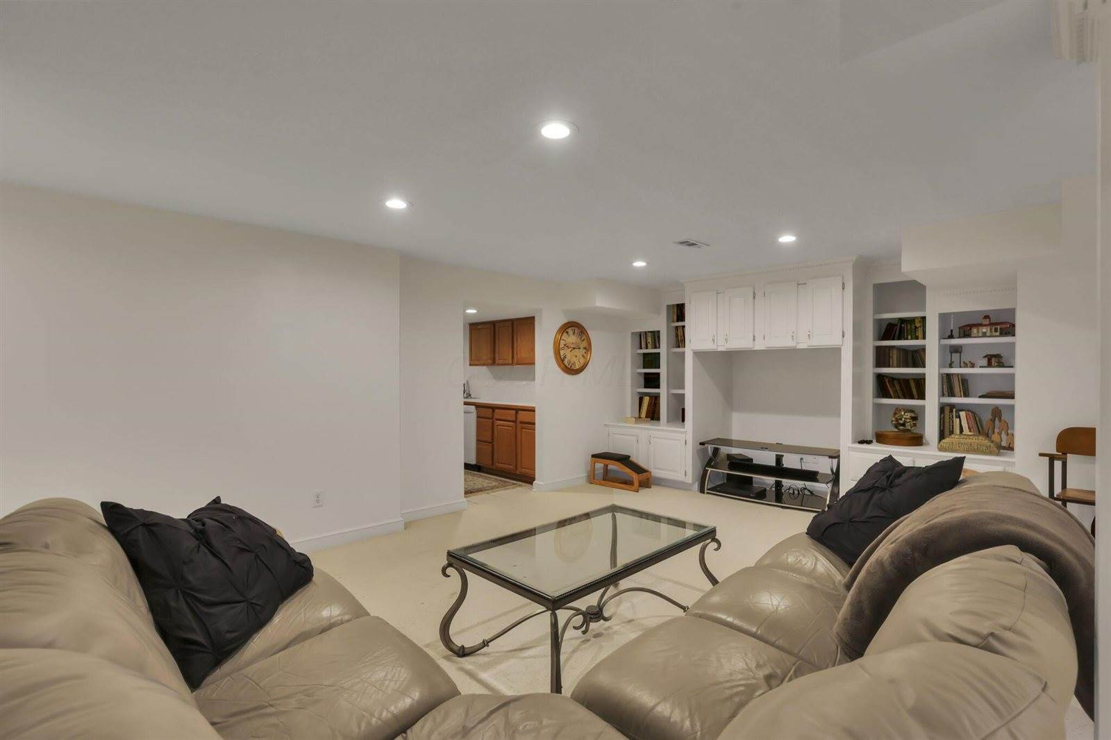 148 Brennan Drive, Granville, OH 43023