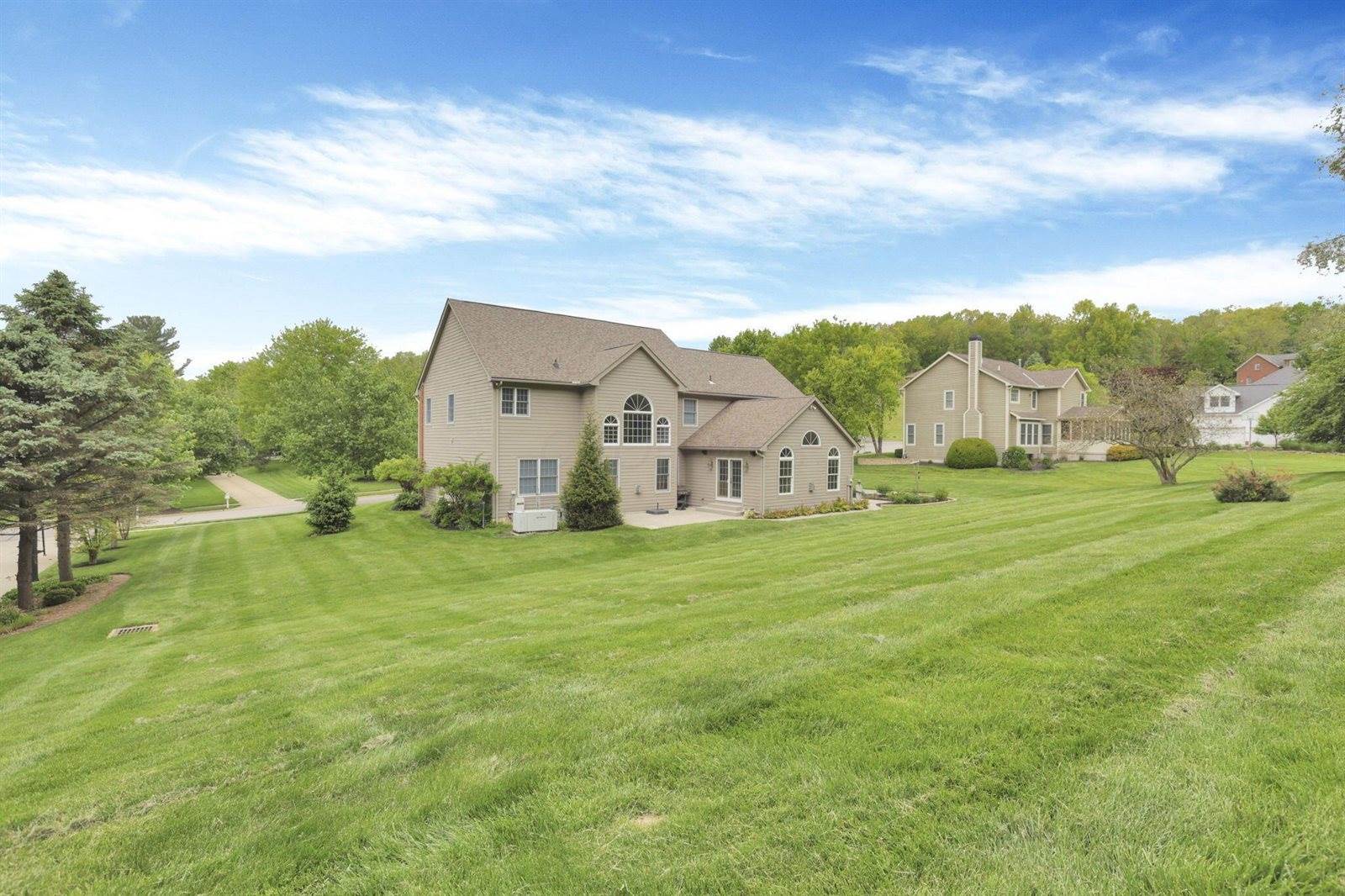 148 Brennan Drive, Granville, OH 43023
