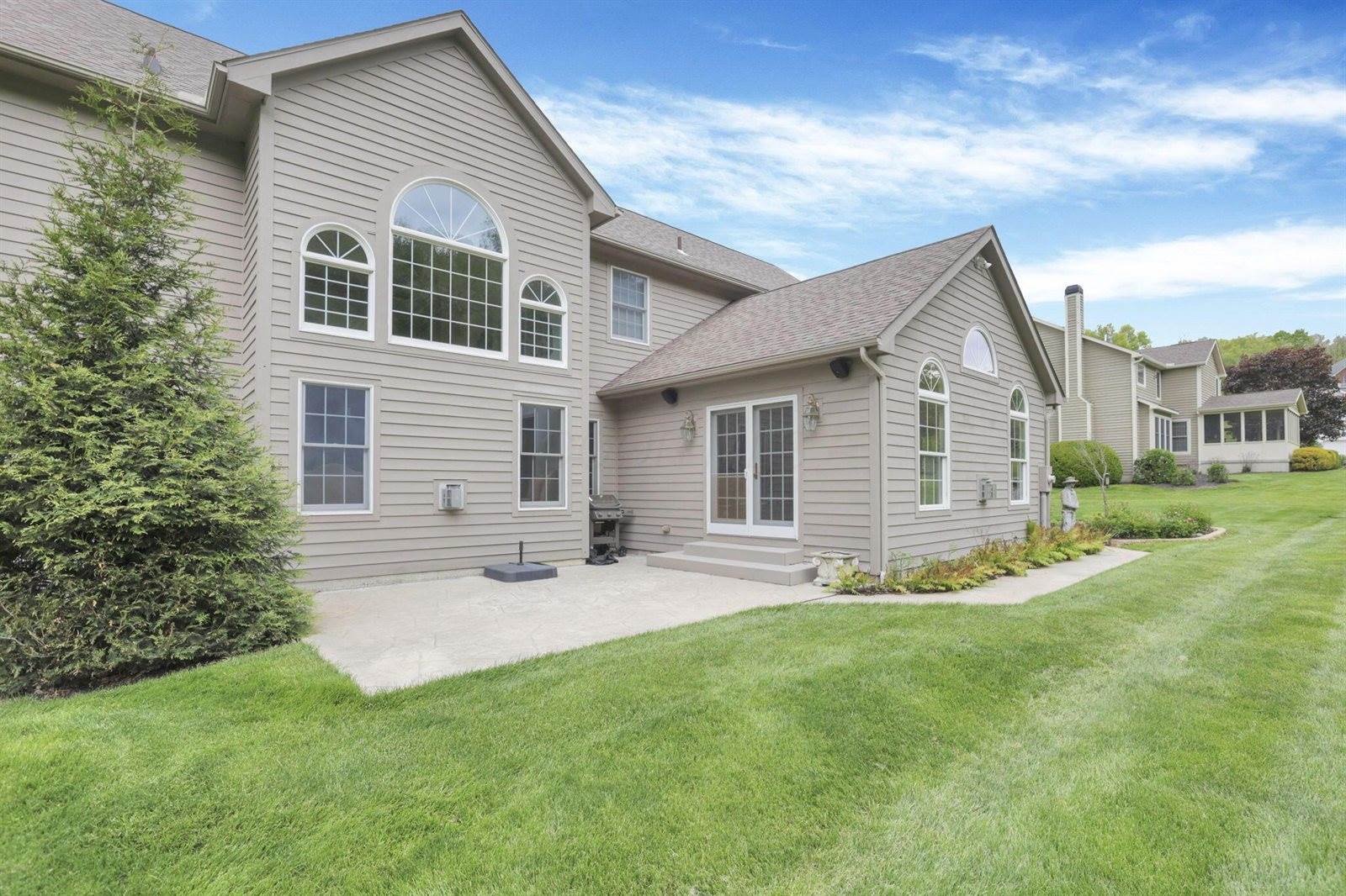 148 Brennan Drive, Granville, OH 43023