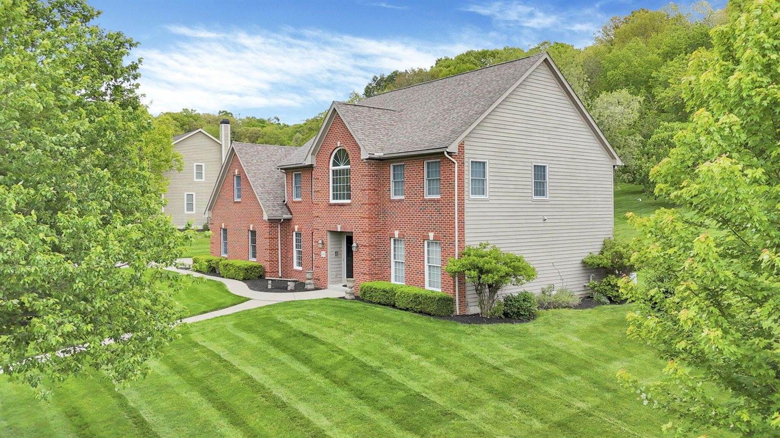 148 Brennan Drive, Granville, OH 43023
