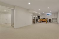 148 Brennan Drive, Granville, OH 43023