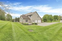 148 Brennan Drive, Granville, OH 43023