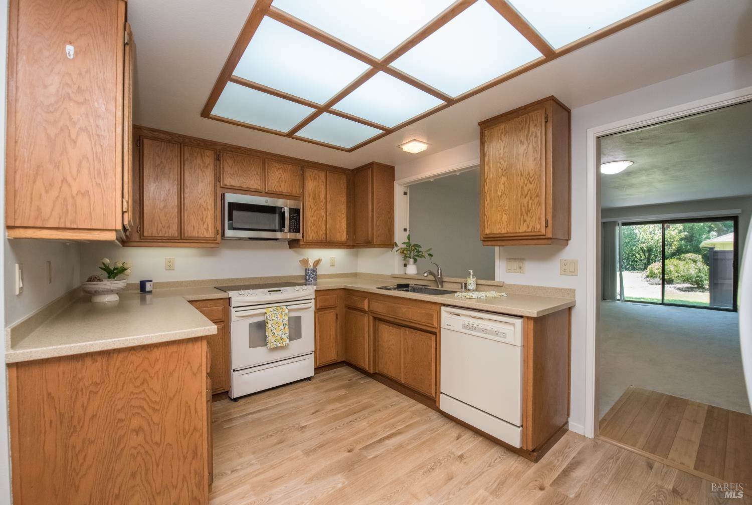 6320 Stone Bridge Road, Santa Rosa, CA 95409