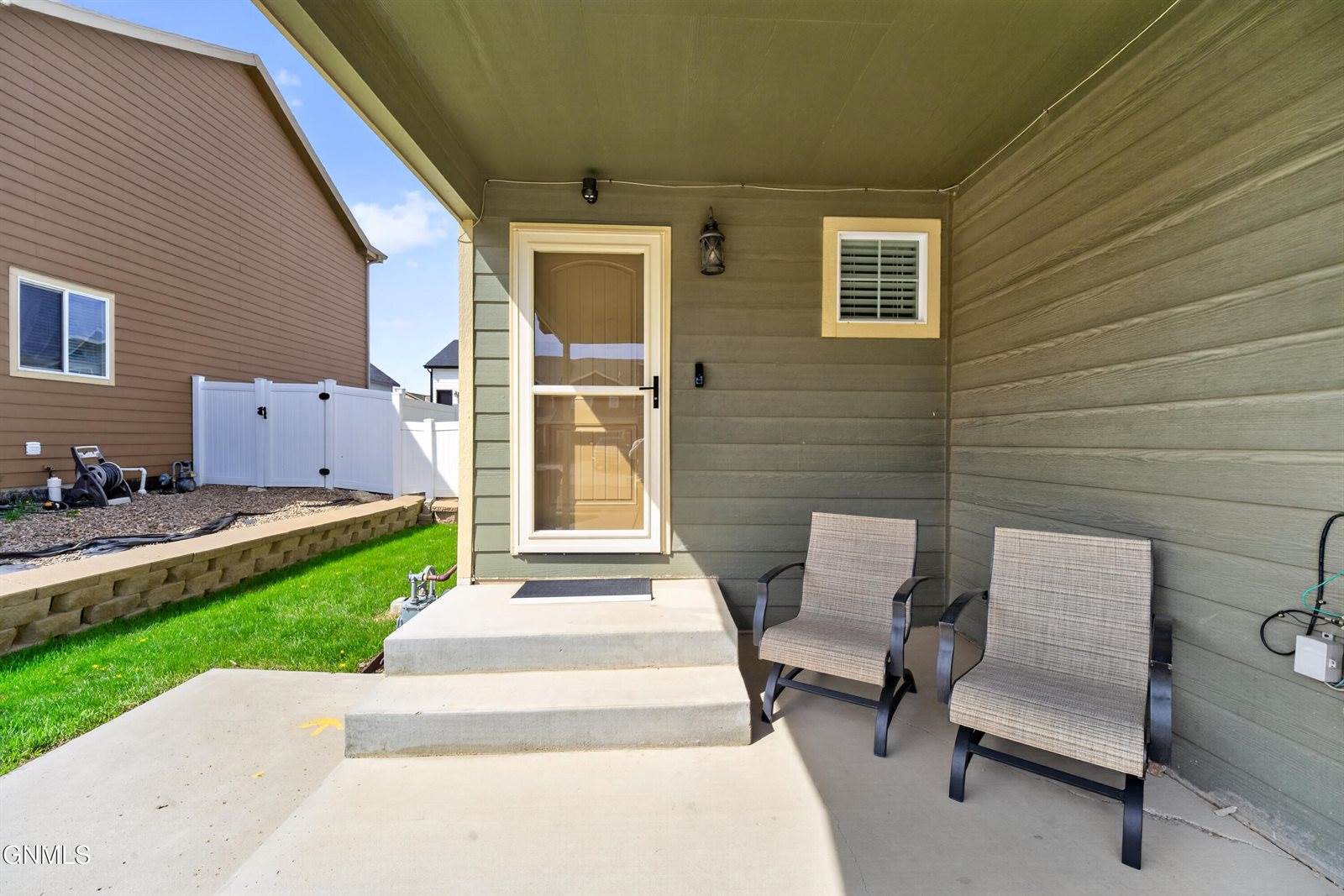 2712 23rd Street West, Williston, ND 58801