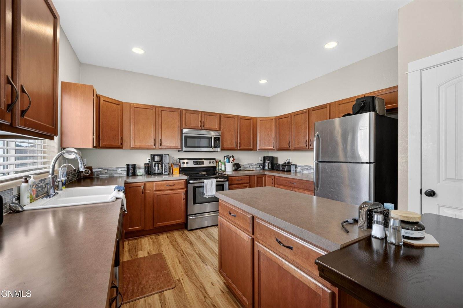 2712 23rd Street West, Williston, ND 58801
