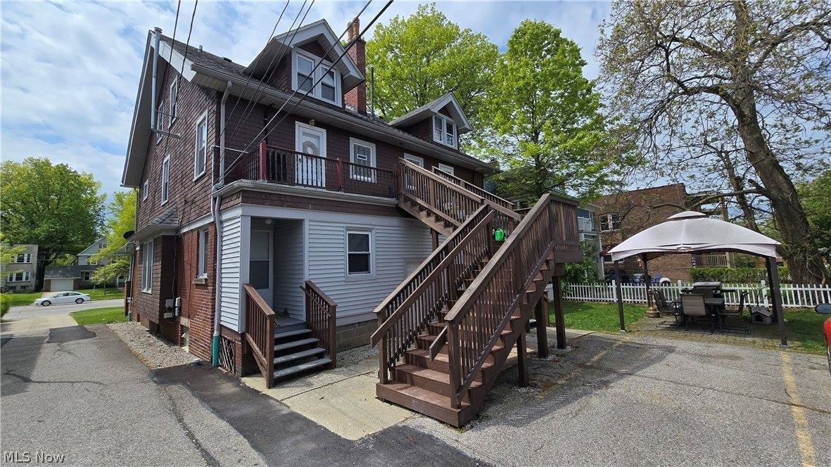 14916 Clifton Boulevard, Lakewood, OH 44107