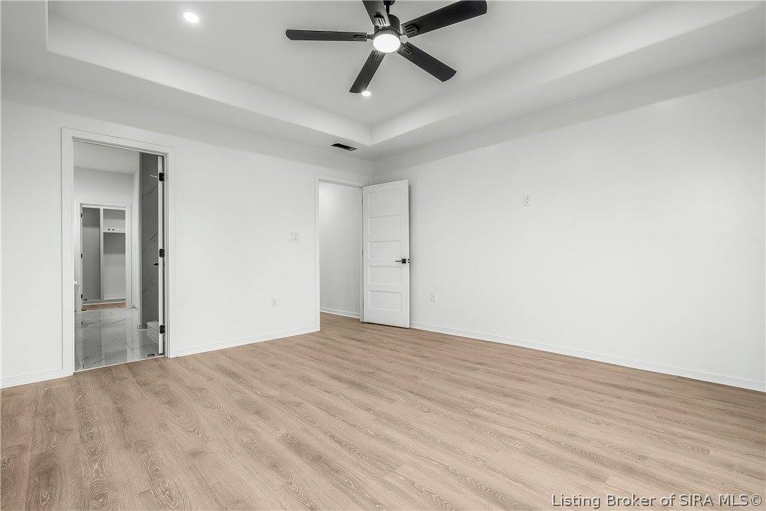 1020 Ridgeview Drive, Jeffersonville, IN 47130