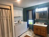 911 11th, Spirit Lake, IA 51360