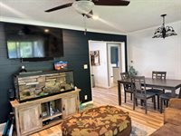 911 11th, Spirit Lake, IA 51360