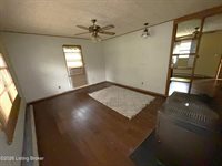 340 East Indian Stone Rd, Shepherdsville, KY 40165