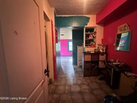3638 River Park Dr, Louisville, KY 40211