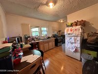 3638 River Park Dr, Louisville, KY 40211