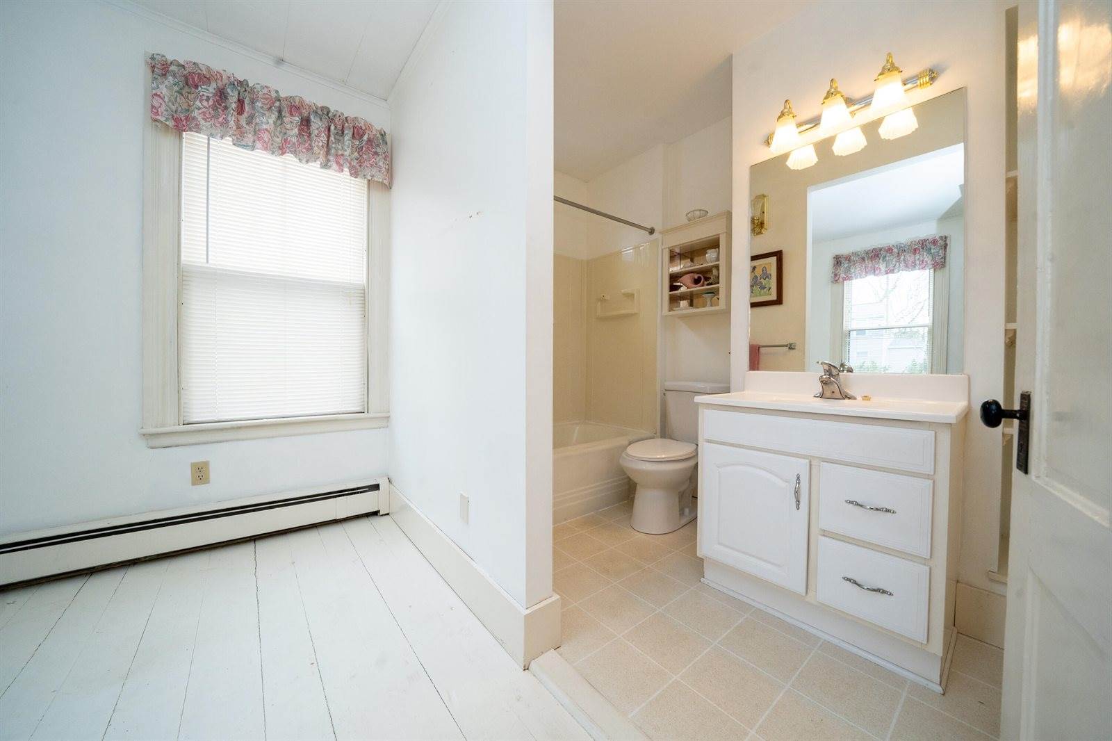 59 Wing Street, Bangor, ME 04401
