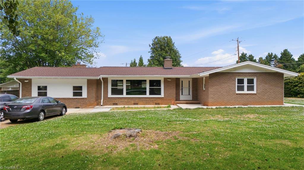 5700 Old Oak Ridge Road, Greensboro, NC 27410