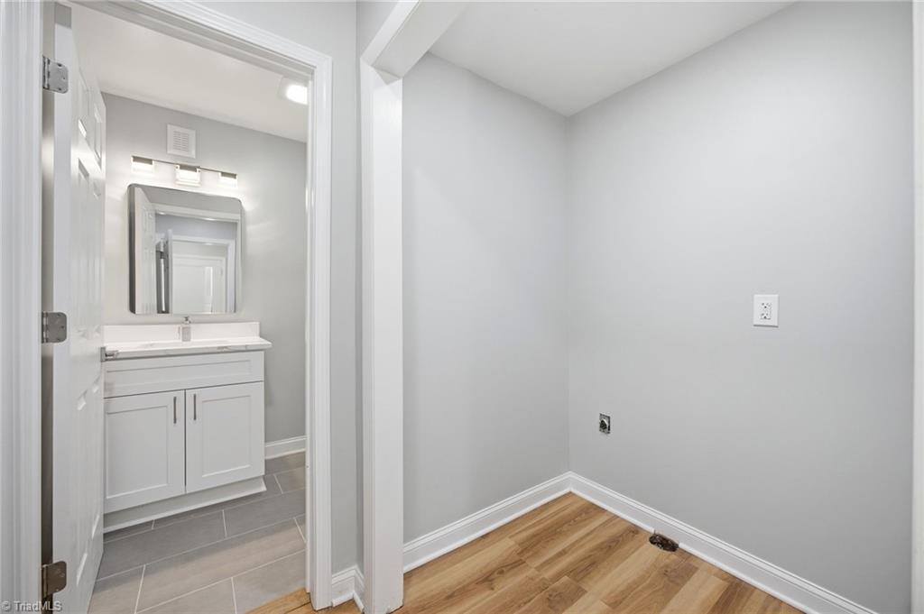 5700 Old Oak Ridge Road, Greensboro, NC 27410