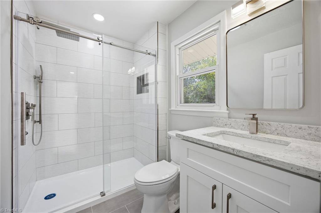 5700 Old Oak Ridge Road, Greensboro, NC 27410
