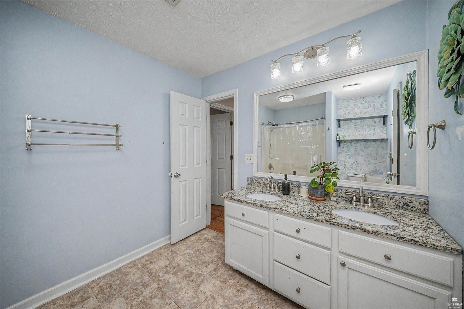 420 West 13th Street, Junction City, KS 66441