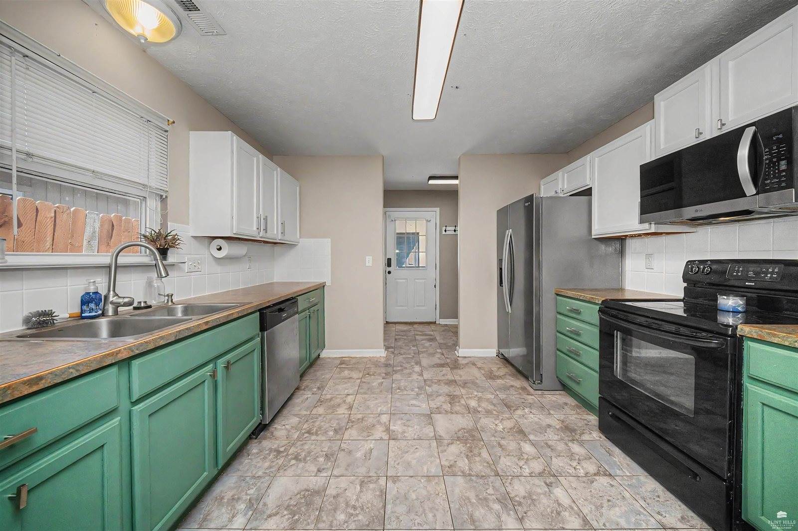 420 West 13th Street, Junction City, KS 66441