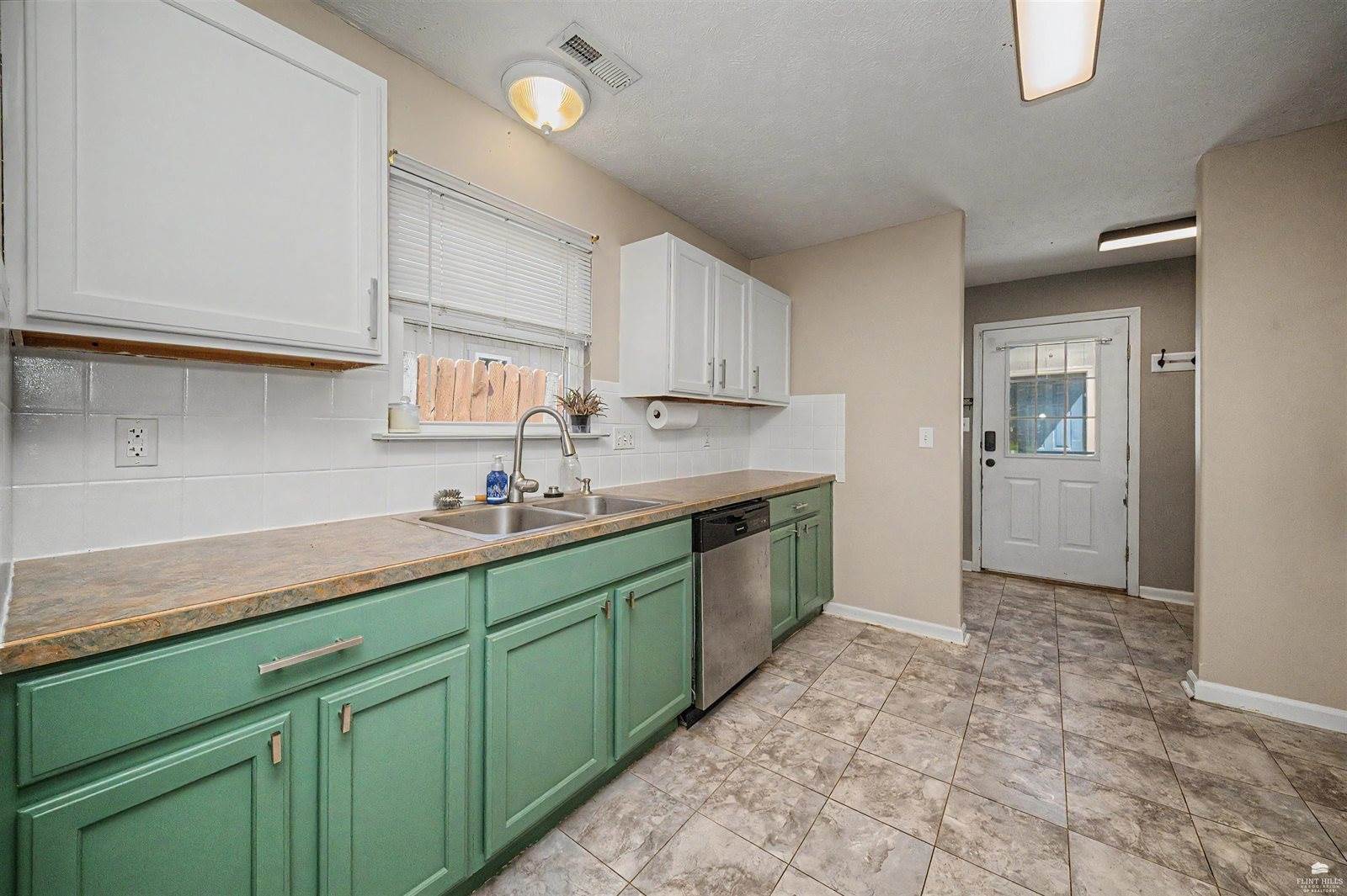 420 West 13th Street, Junction City, KS 66441
