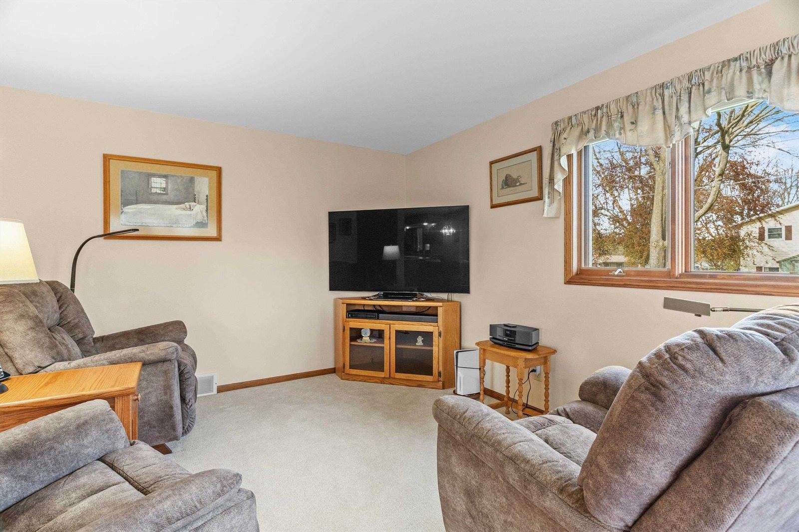 1100 E 25th Street, Marshfield, WI 54449