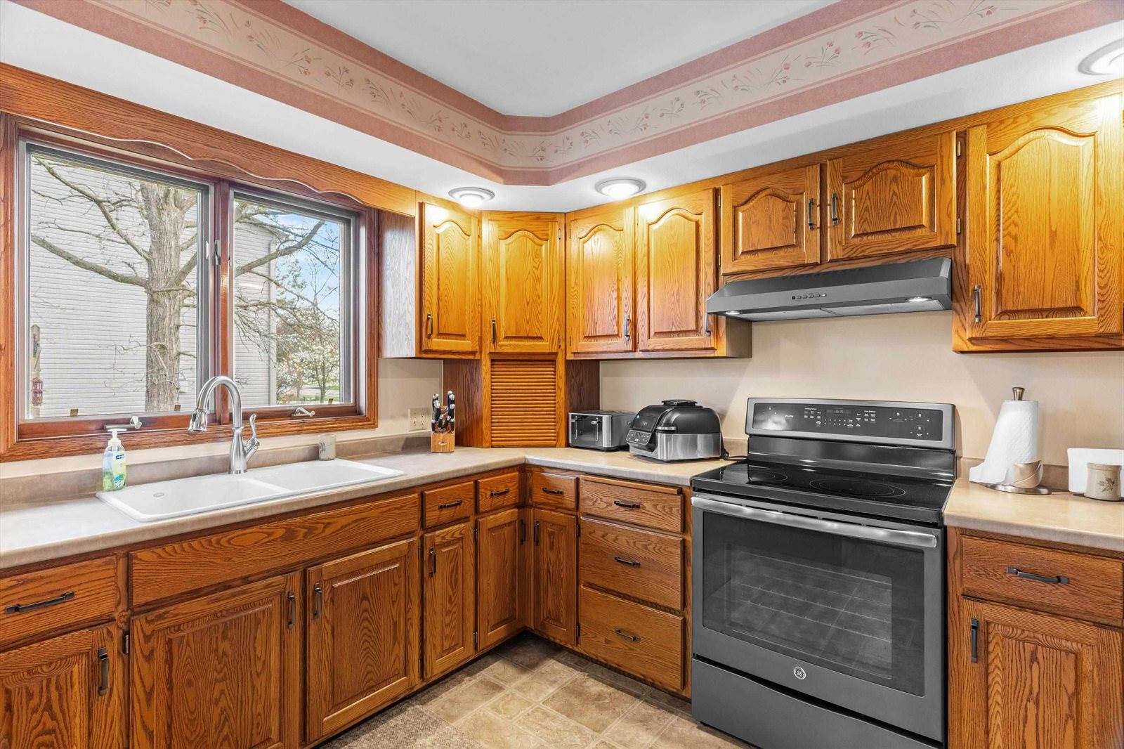 1100 E 25th Street, Marshfield, WI 54449