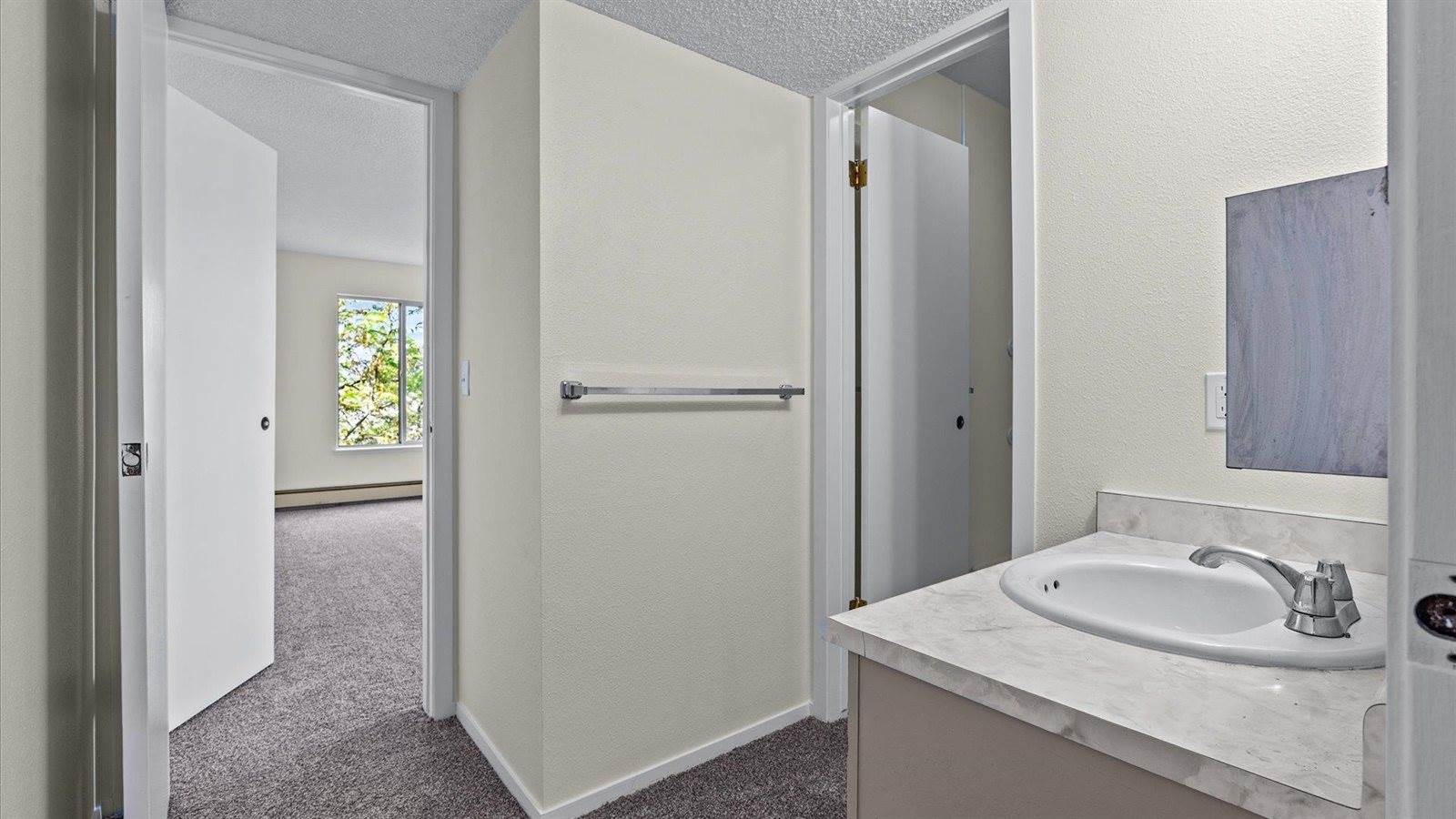 3146 Lakeside Drive, Grand Junction, CO 81506