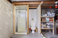 1223 13th Avenue West, Williston, ND 58801