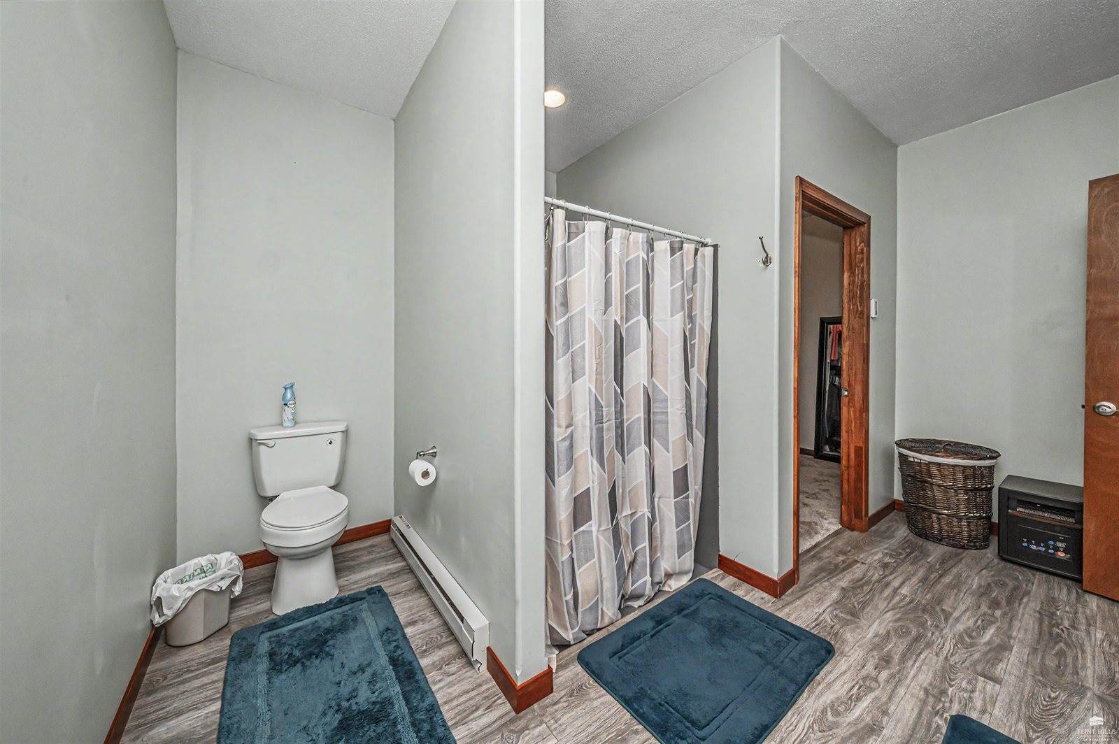 1887 2600 Avenue, Chapman, KS 67431