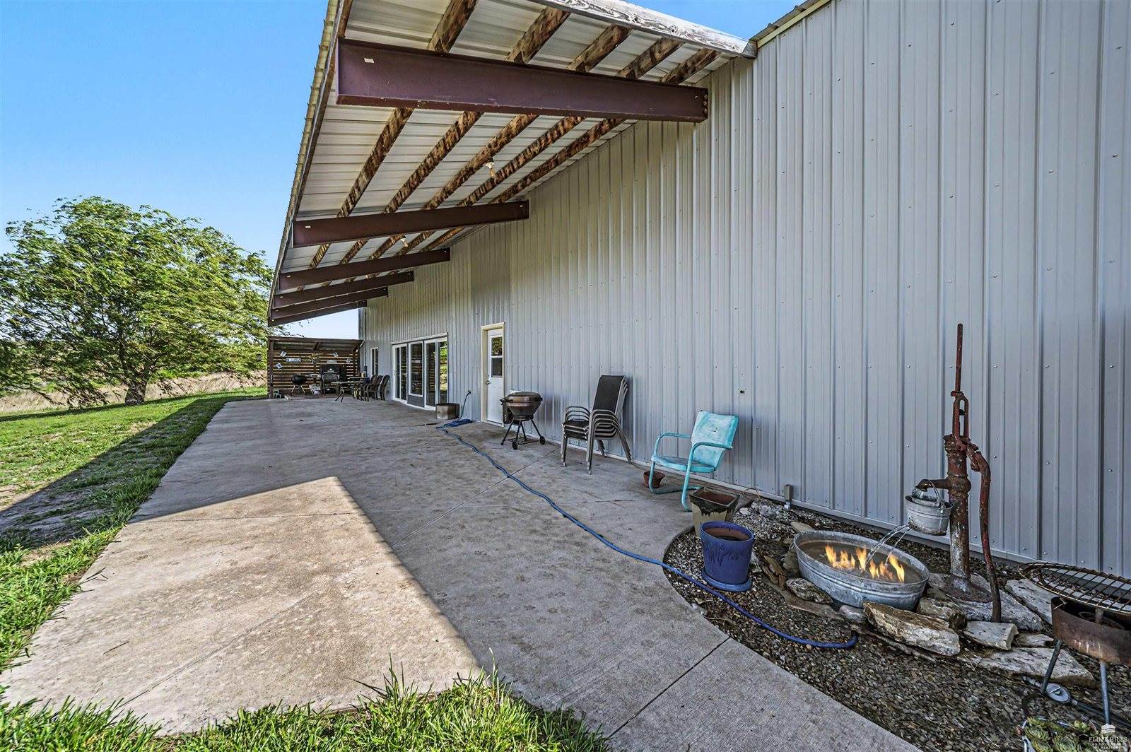 1887 2600 Avenue, Chapman, KS 67431