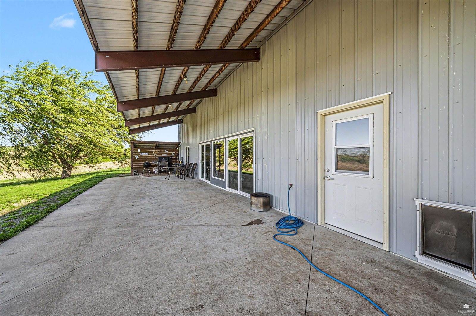 1887 2600 Avenue, Chapman, KS 67431