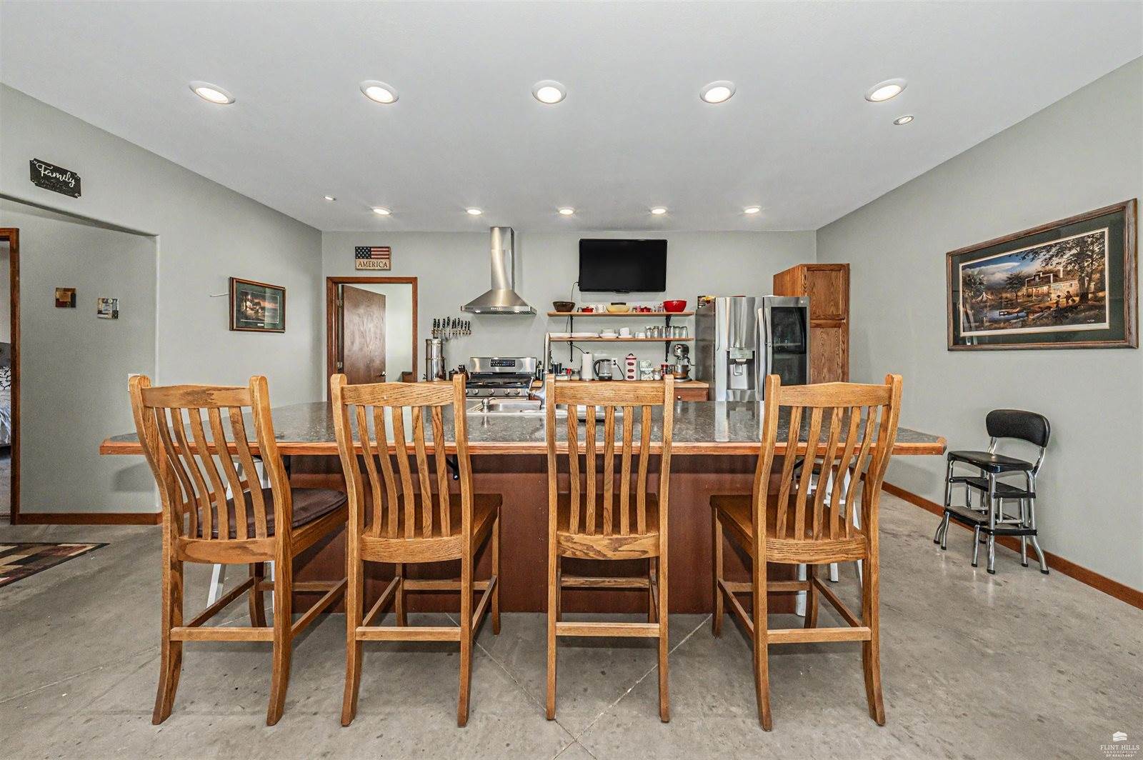 1887 2600 Avenue, Chapman, KS 67431