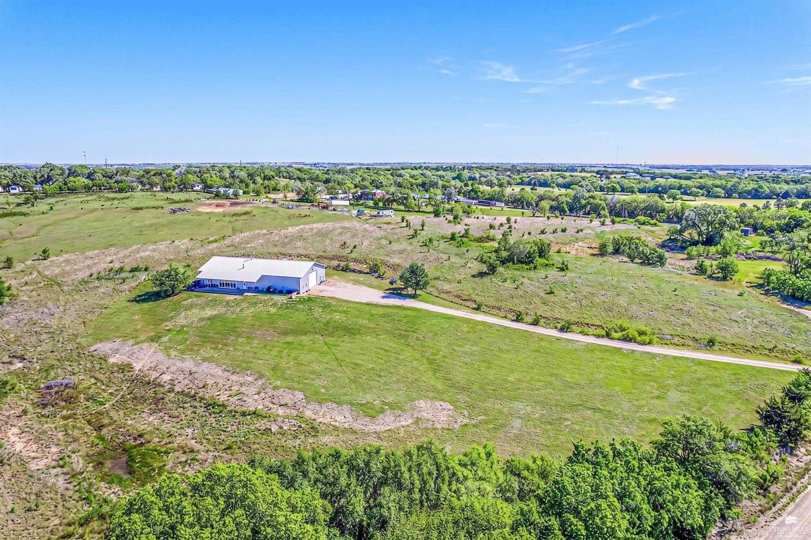 1887 2600 Avenue, Chapman, KS 67431