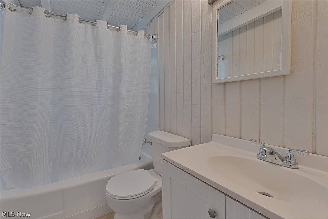 4365 Burkey Road, Austintown, OH 44515