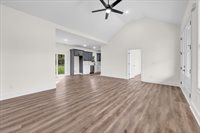 421 Sherwood Dr, McMinnville, TN 37110