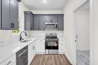 421 Sherwood Dr, McMinnville, TN 37110