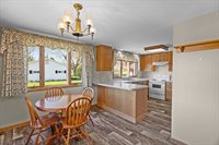 808 N Walnut Avenue, Marshfield, WI 54449