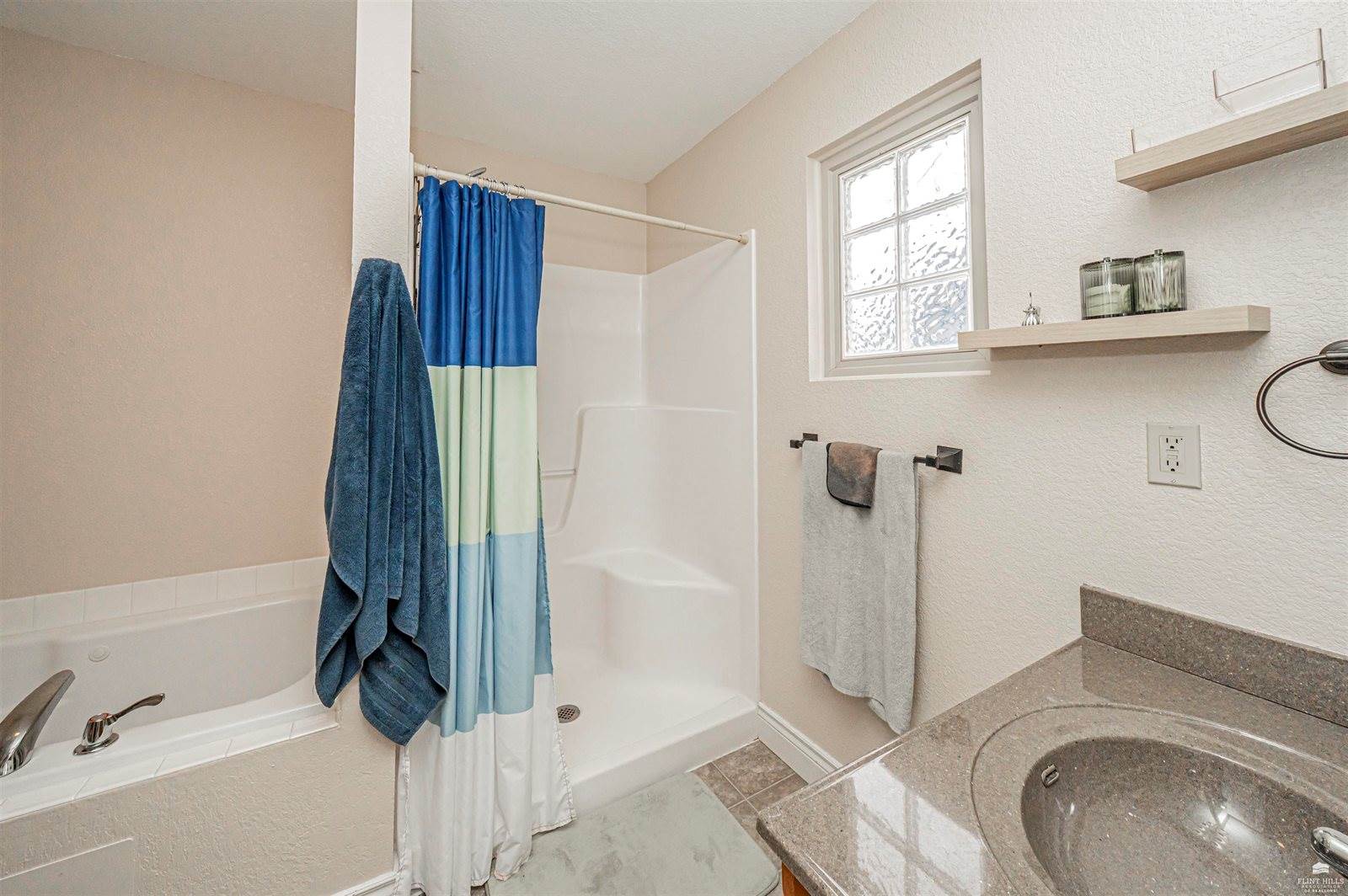 1116 Meadowbrooke Lane, Junction City, KS 66441