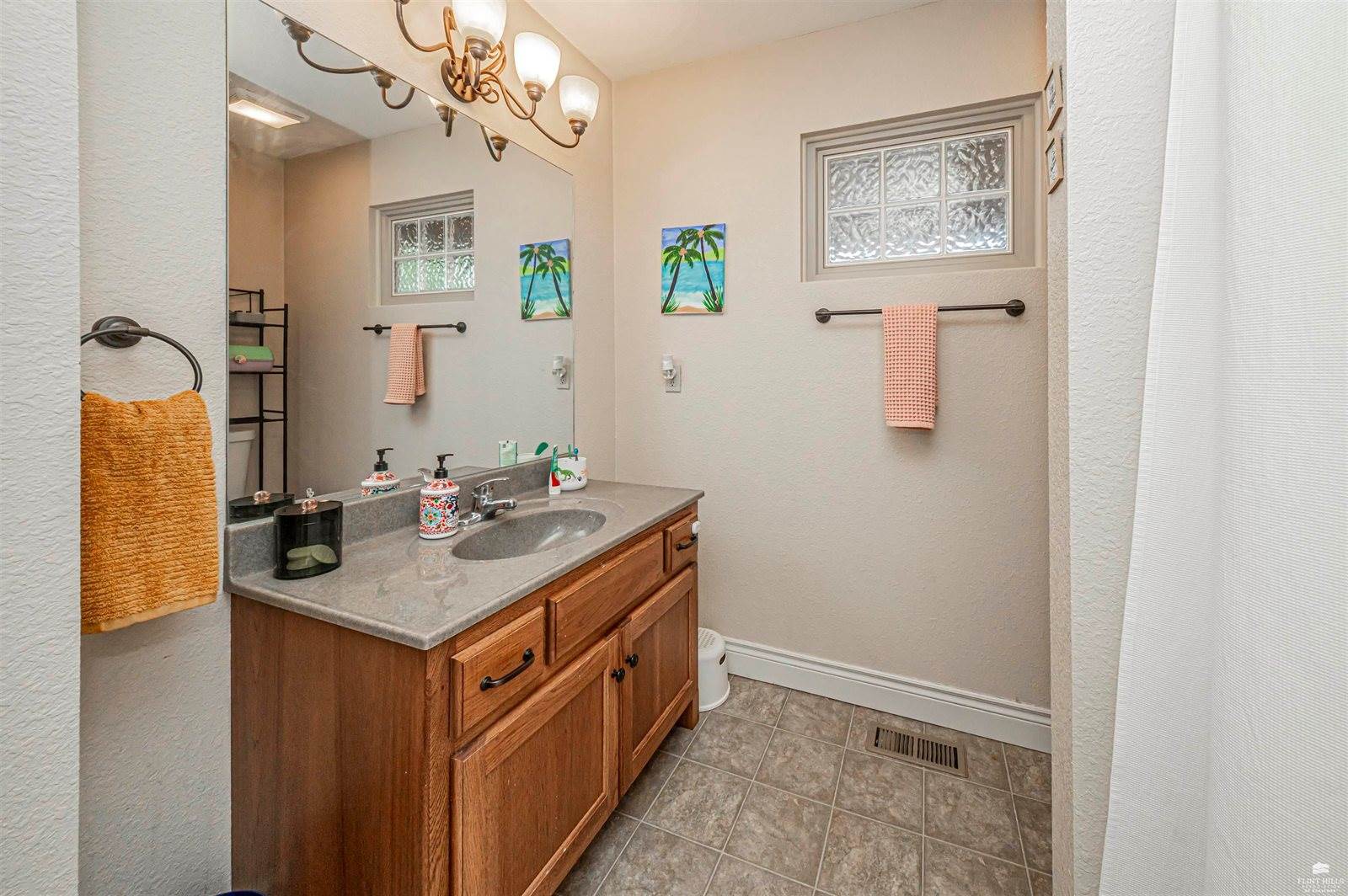 1116 Meadowbrooke Lane, Junction City, KS 66441