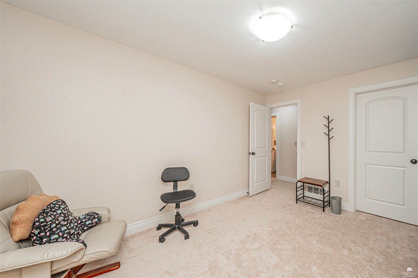 1116 Meadowbrooke Lane, Junction City, KS 66441