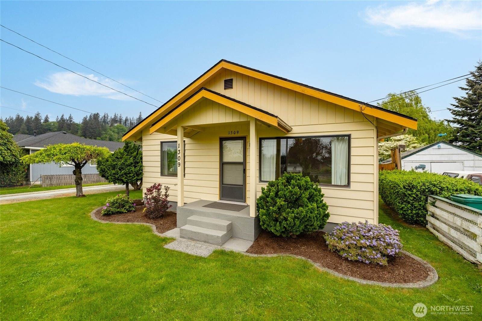 1309 State Rt 20, Burlington, WA 98233