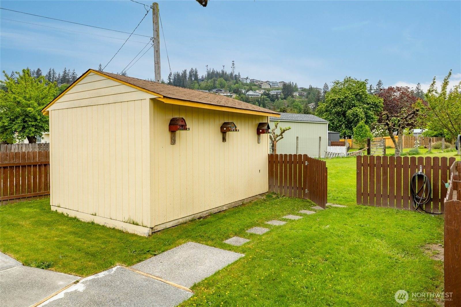 1309 State Rt 20, Burlington, WA 98233