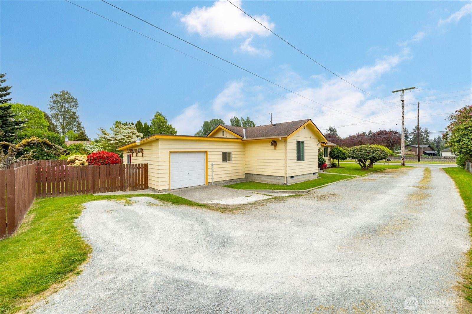 1309 State Rt 20, Burlington, WA 98233